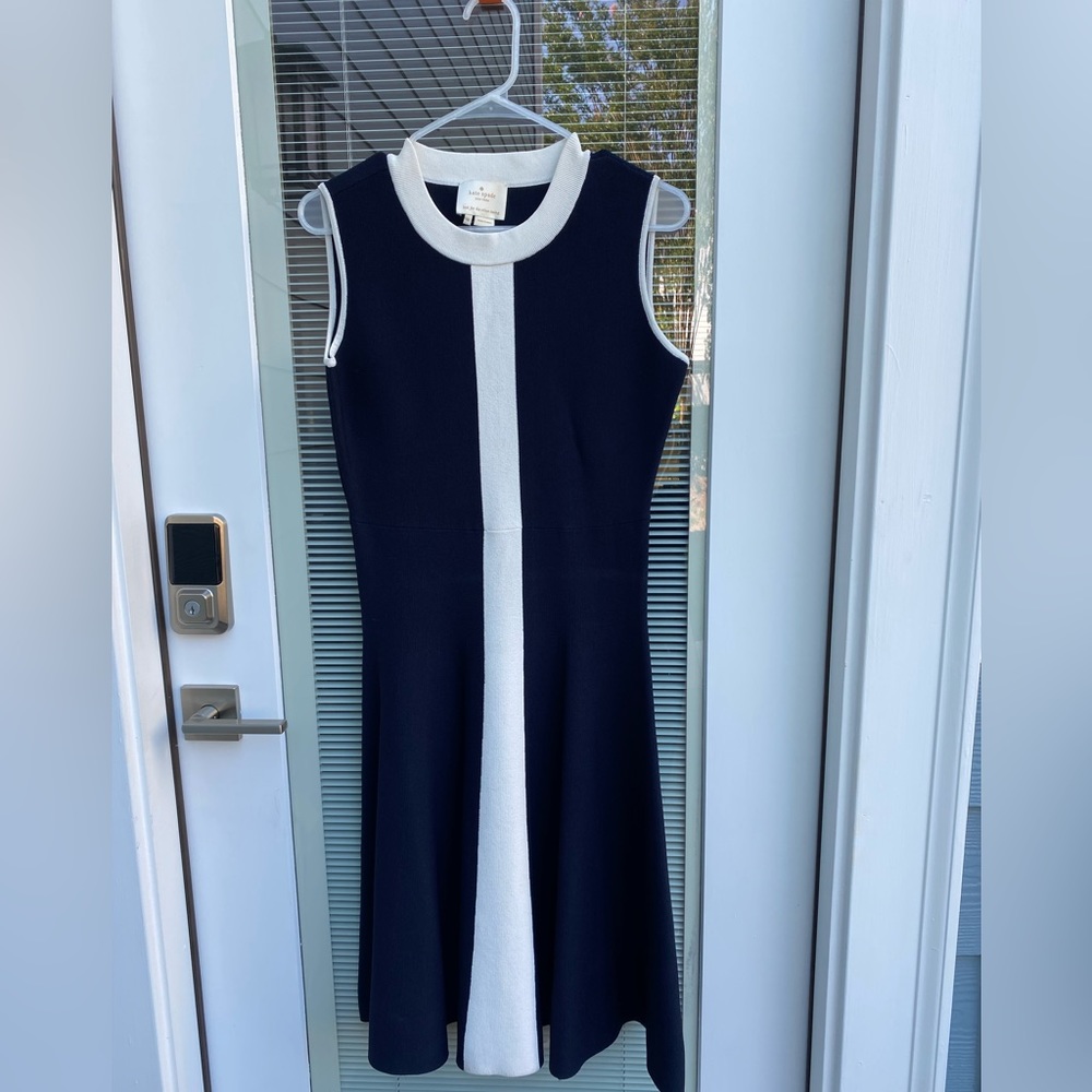 NEVER WORN Kate Spade dress. Size 6.